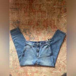 Hollister mom jeans